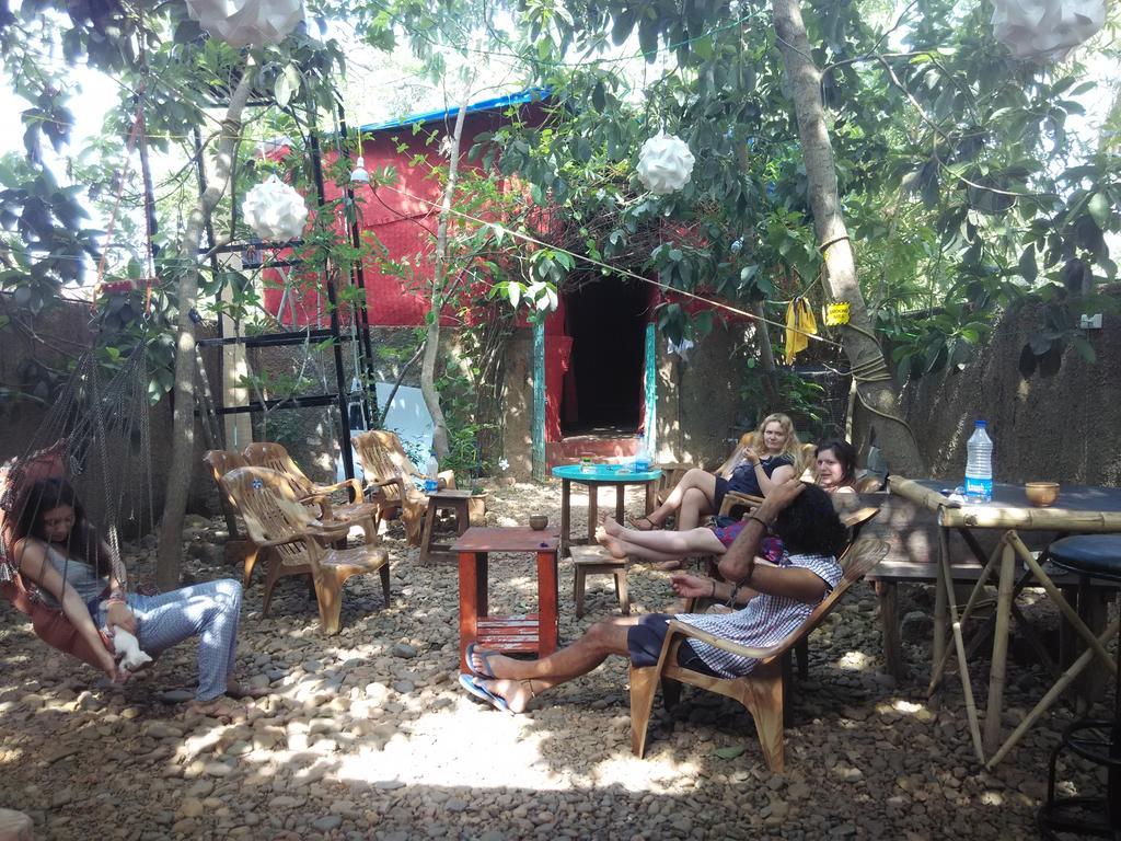 Bricks And Bamboo Hostel Anjuna Εξωτερικό φωτογραφία
