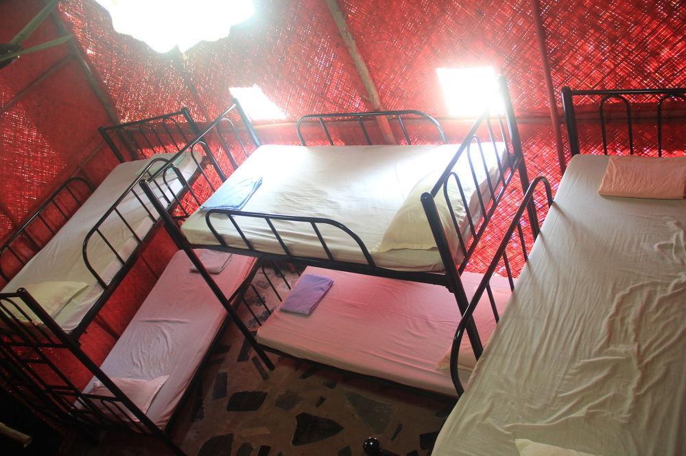 Bricks And Bamboo Hostel Anjuna Εξωτερικό φωτογραφία