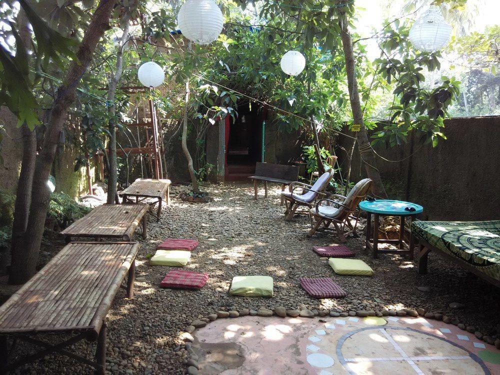 Bricks And Bamboo Hostel Anjuna Εξωτερικό φωτογραφία