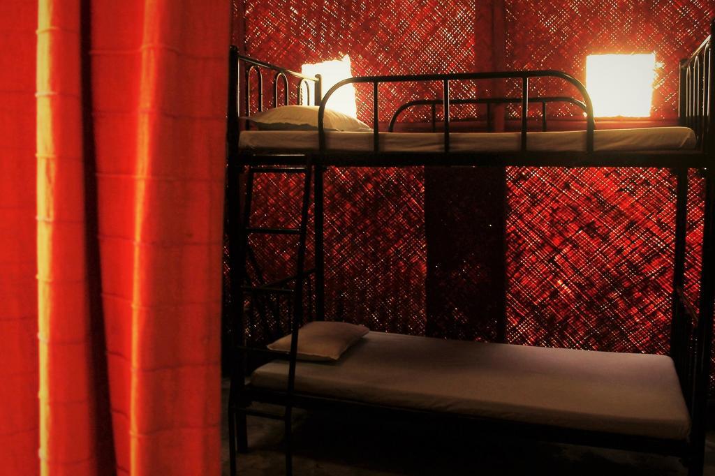 Bricks And Bamboo Hostel Anjuna Εξωτερικό φωτογραφία