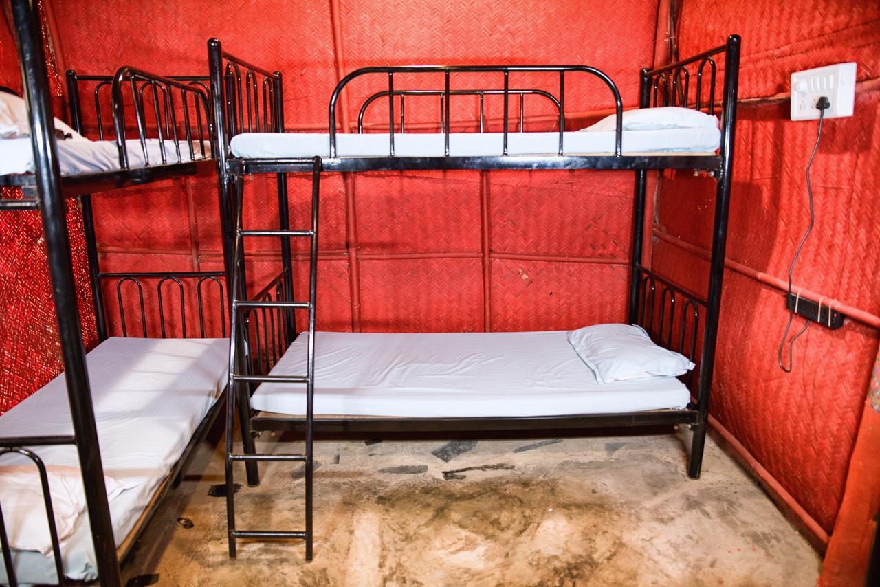 Bricks And Bamboo Hostel Anjuna Εξωτερικό φωτογραφία