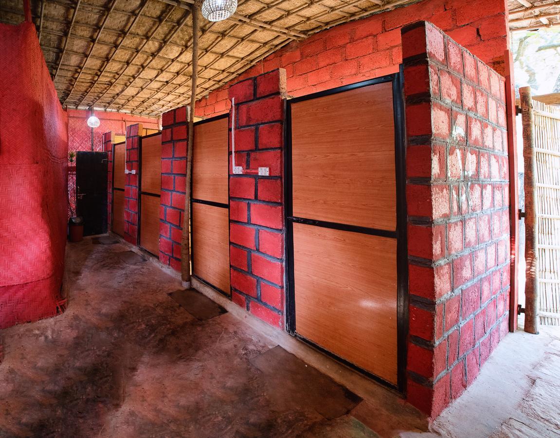 Bricks And Bamboo Hostel Anjuna Εξωτερικό φωτογραφία
